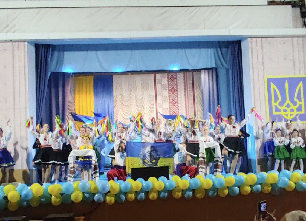 Зустріч із улюбленим актором: у Пулини завітав народний артист України Богдан Бенюк