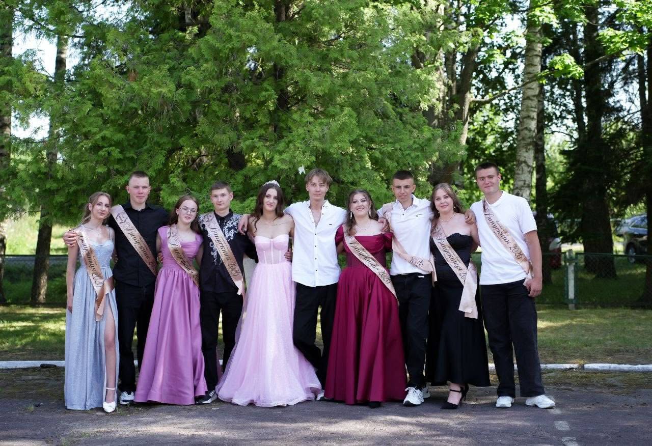 Фоточелендж «Наш випуск-2026»: улюблена газета назвала переможця фотоакції