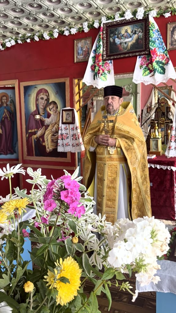 Престольне церковне свято у Кошелівці: віряни відзначили річницю «втечі» від московського патріархату до ПЦУ