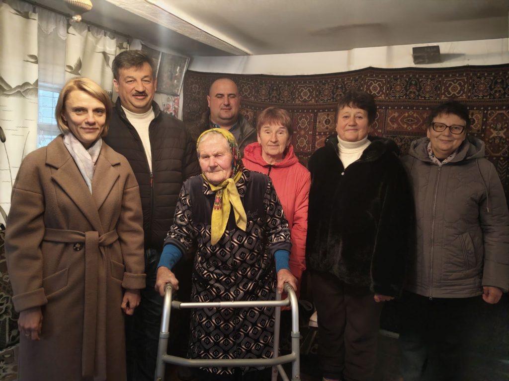 Велика родина та 90 років спогадів: історія Надії Сидорчук