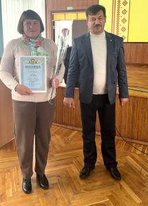Подяки, квіти, слова вдячності та мініконцерт: як у Пулинській селищній раді віт...